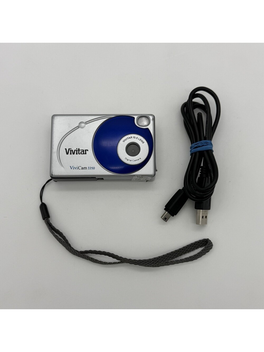 Vivitar Digital Camera - Vivicam 3350 f3.5 Lens No Batteries
